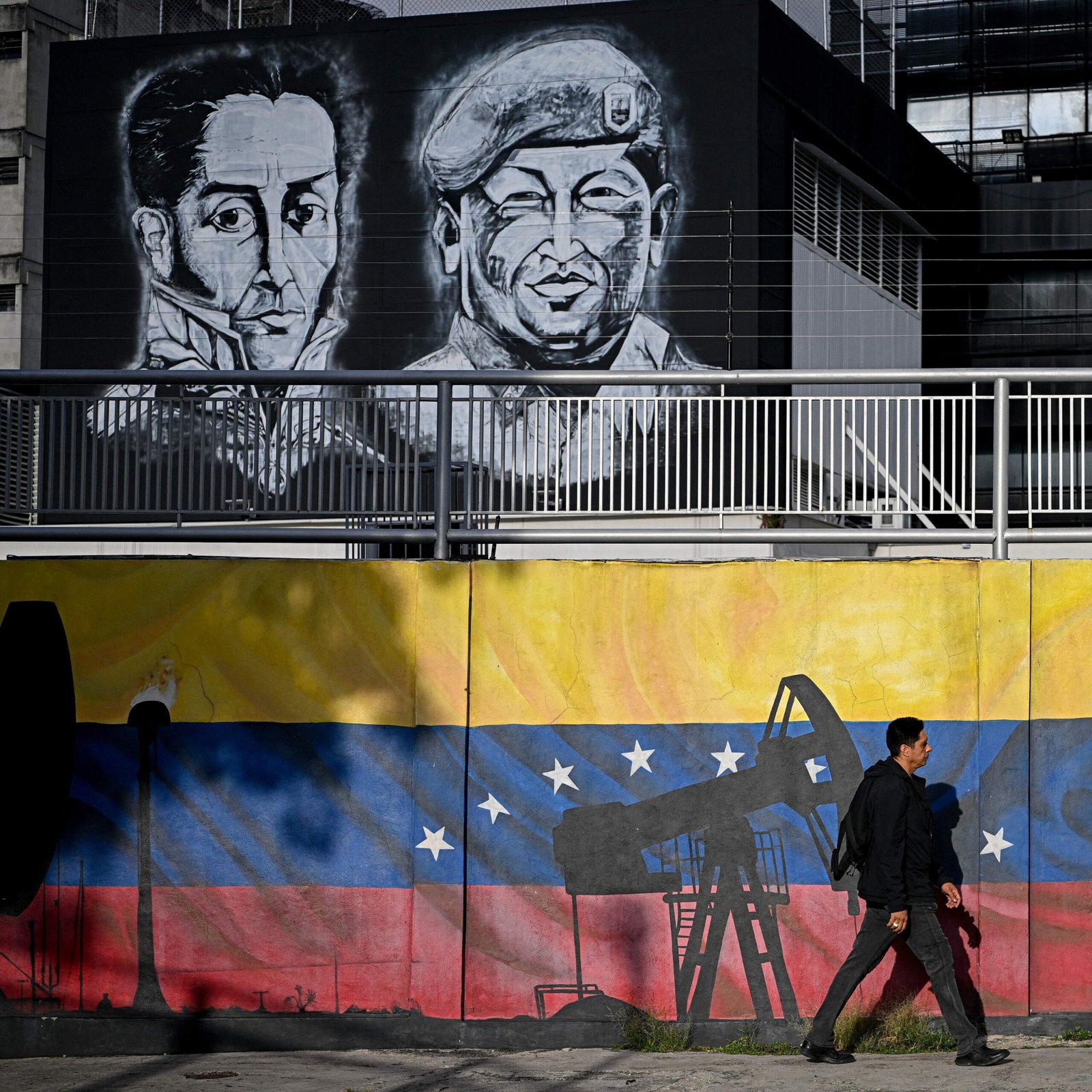 Trump drinks Venezuela’s milkshake